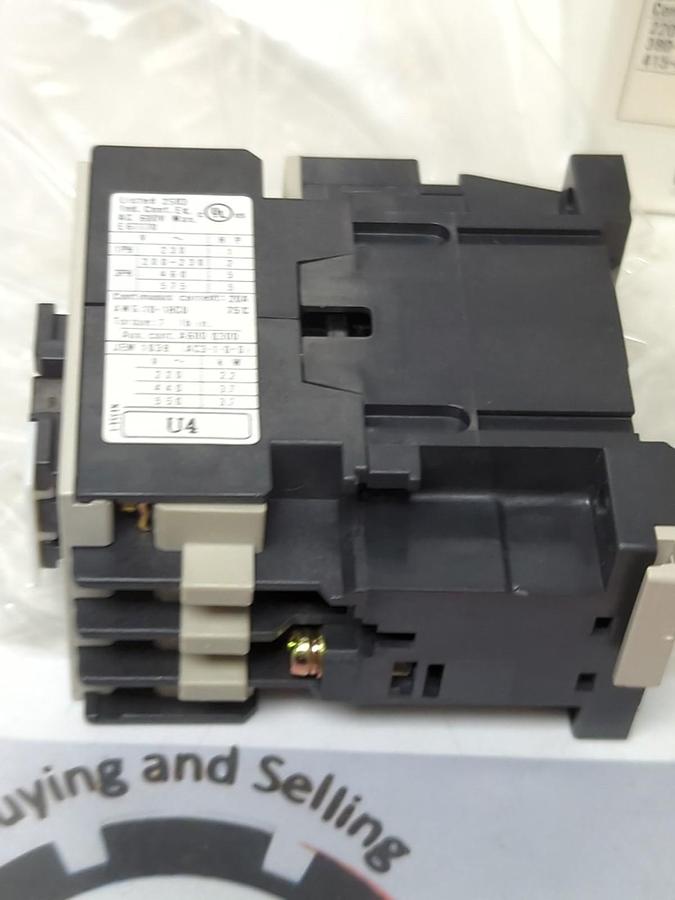 IDEC,YS1N-9F 10A120,MAGNETIC CONTACTOR 120V 50/60HZ NEW