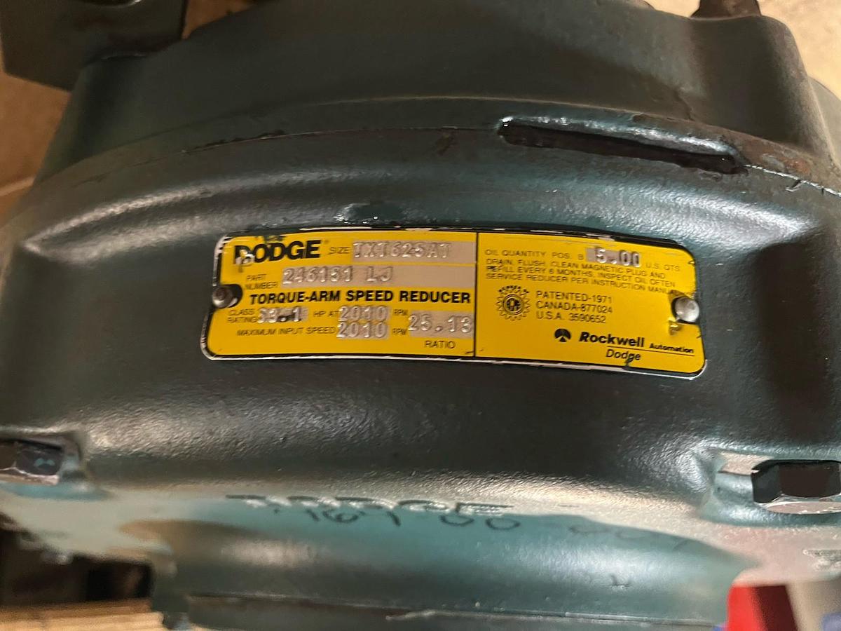 Used DODGE,246151,TXT525AT TORQUE ARM GEAR SPEED REDUCER RATIO 25.13 IN 63.1HP 2010RP