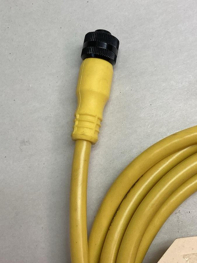Allen-Bradley,872C-F3ECA-2,QD Cordset Ser B
