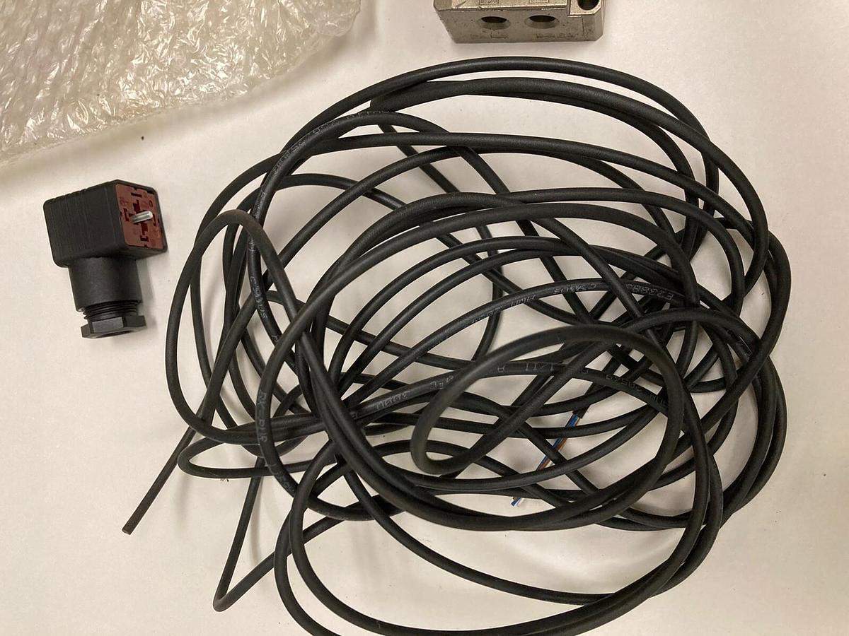 SMC,VS4110-035DL-N,Valve SGL W/ Base