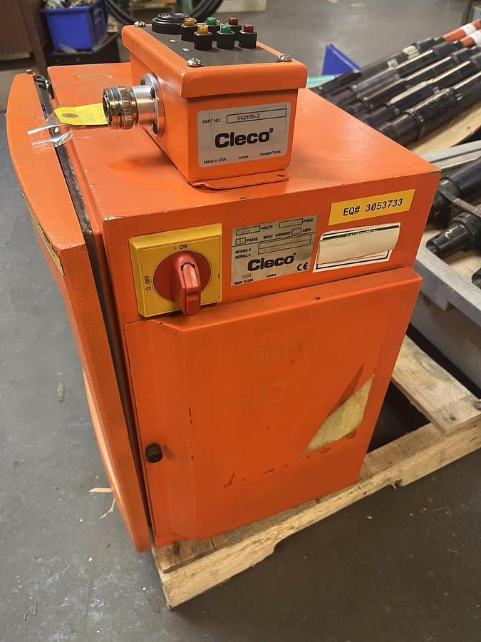 Used CLECO,TME-111-15-U-EN,CHANNEL TIGHTENING MANAGER CONTROLLER 115V