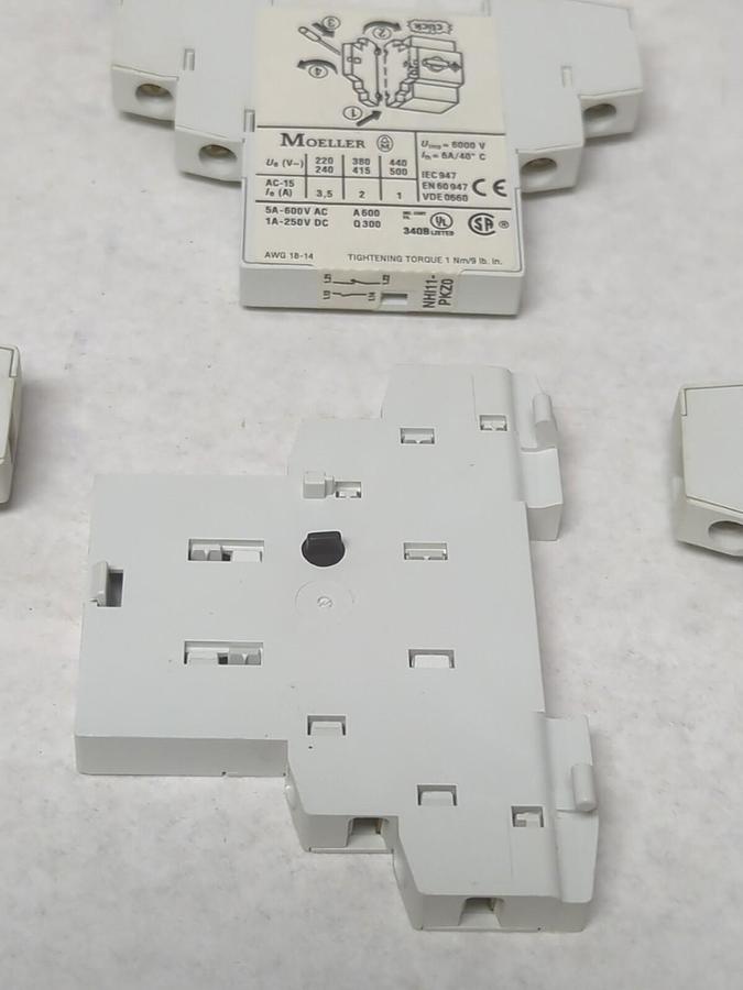 MOELLER,NHILL-PKZO,AUXILIARY CONTACT BLOCK LOT OF 4 NOS
