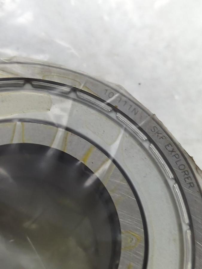 SKF,6309 ZJEM,DEEP GROOVE BALL BEARING SINGLE METAL SHIELDED NOS