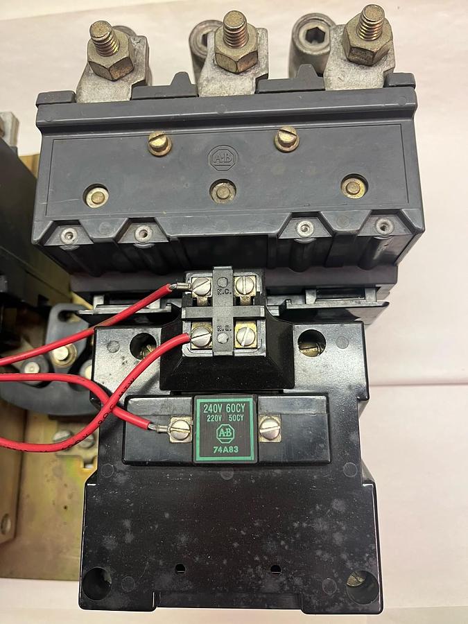 Used ALLEN BRADLEY,505-EOD-23,SIZE 4 REVERSING STARTER 240V COIL