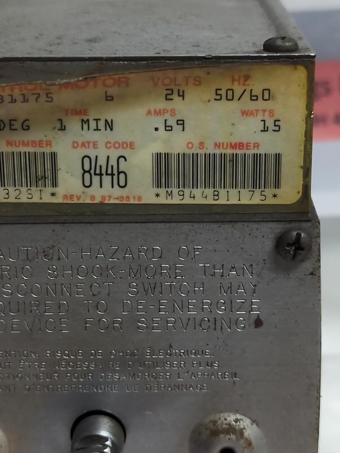 Used HONEYWELL,M944B1175,MODUTROL MOTOR 24V 50/60HZ .69 AMP 15 WATT PRE-OWNED