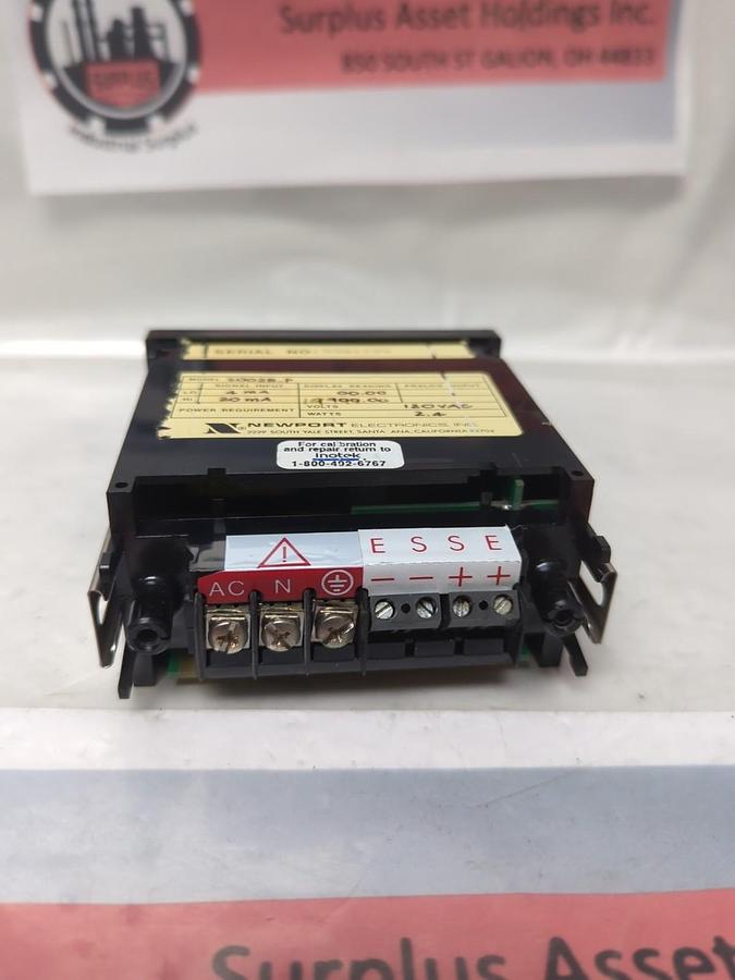 Used NEWPORT,2002B-P,PROCESS PANEL METER 2.4 WATTS 120VAC PRE-OWNED
