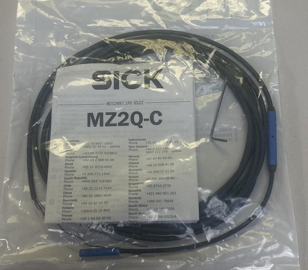 Used SICK,MZ2Q-CSSNSKUA,MAGNETIC CYLINDER SENSOR NEW