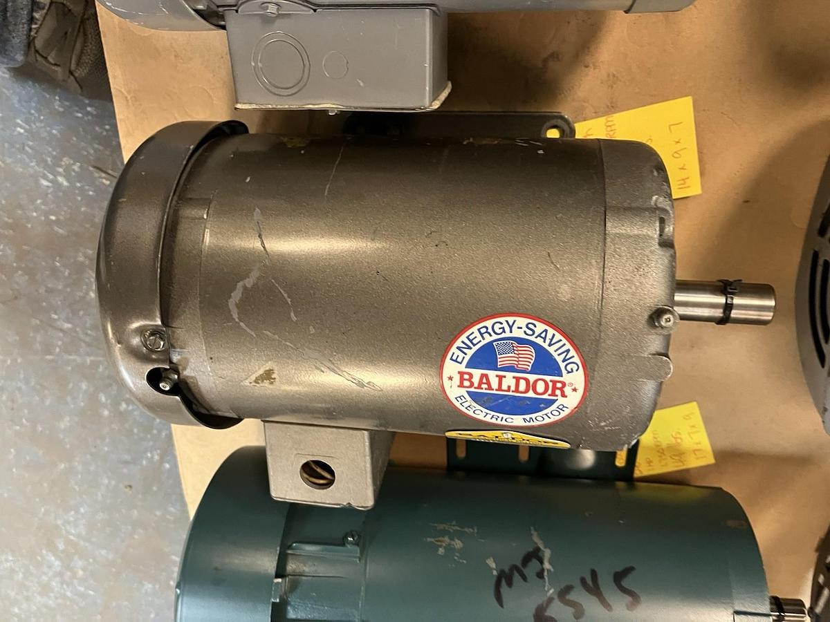 Used BALDOR,M3543T,MOTOR 3/4HP 1140RPM 3PH 143T