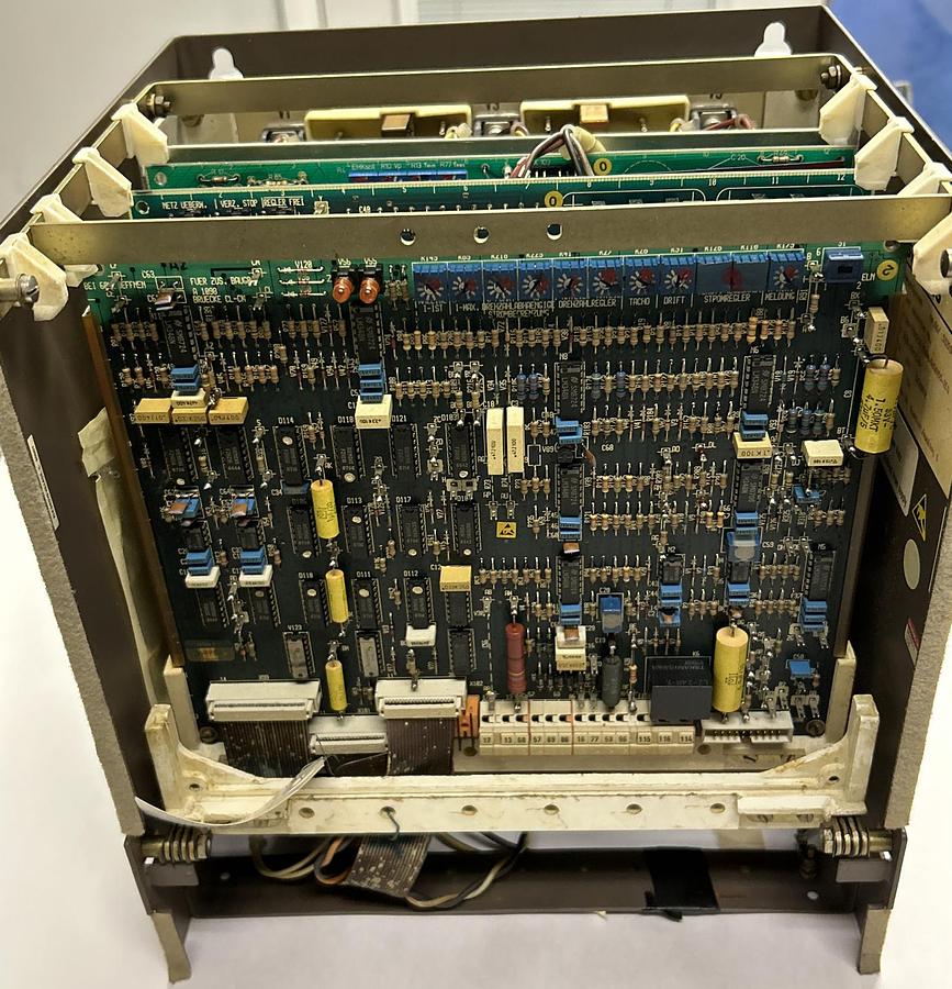 Used SIEMENS,6RA2620-6DV55-0,SERVO DRIVE