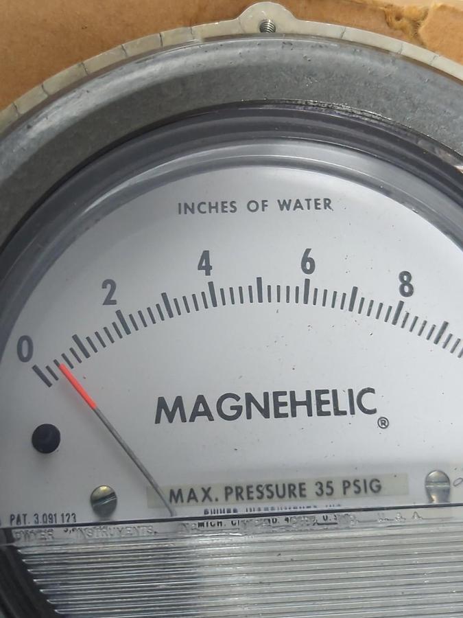 DWYER,2010MP,MODEL 2010 MAGNEHELIC PRESSURE GAUGE 35 PSIG NOS