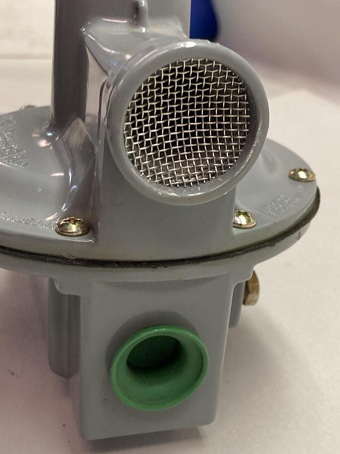 Fisher Controls,R522-3,Internal Relief Pressure Valve 7.5-9.5 1/8 Inch Bore