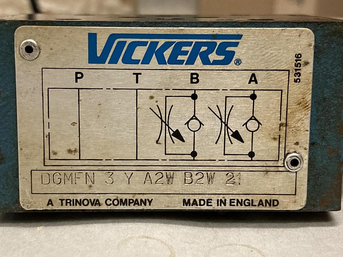 Used Eaton Vickers,DGMFN-3-Y-A2W-B2W-21,Flow Control Valve