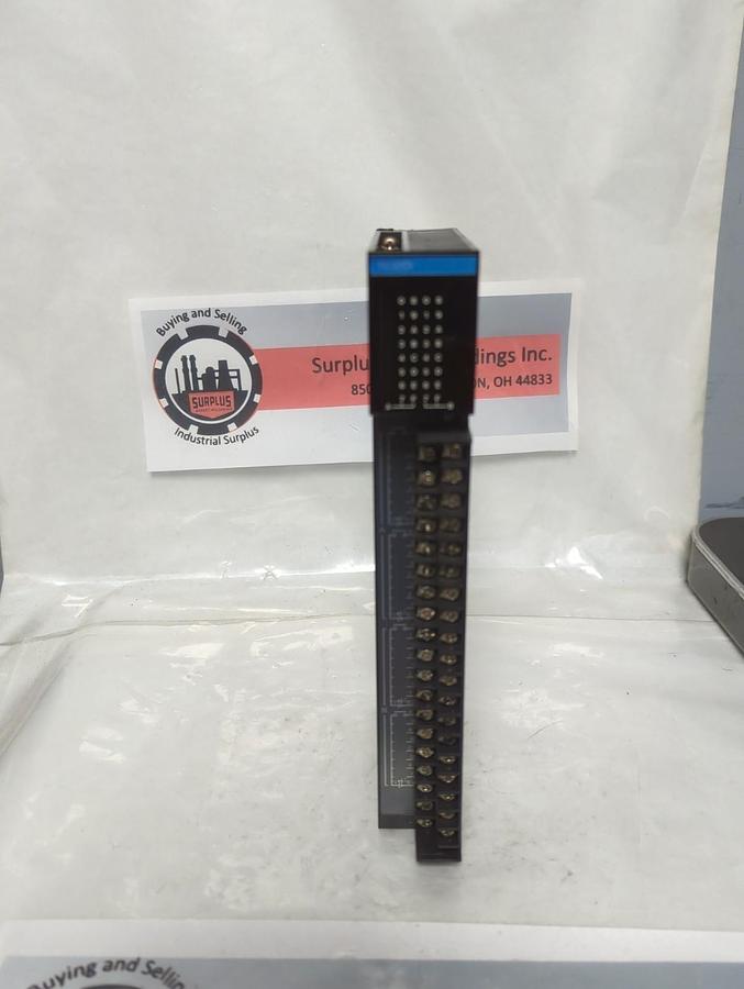 Used TOSHIBA,TC32D1,INPUT MODULE 12/24VDC 3.3/7mA PRE-OWNED