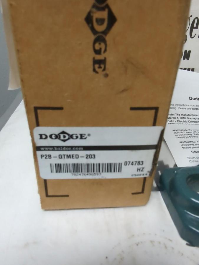 DODGE,P2B-GTMED-203,GRIP-TIGHT SERIES PILLOW BLOCK BEARING 2-3/16 IN BORE NOS