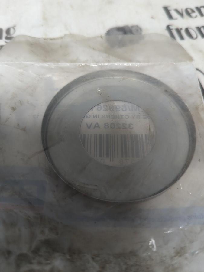 Used SKF,M/5902615 32208 AV,TAPERED ROLLER NILOS RING NEW