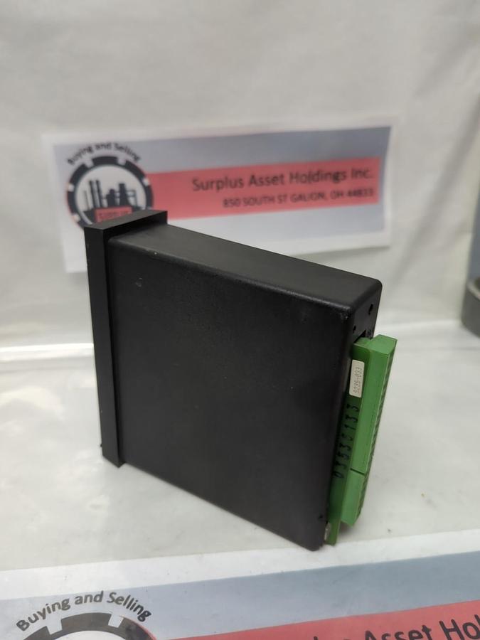 Used LEEDS & NORTHRUP,074825,CAT MANUAL STATION 120/220V 50/60HZ 4A PRE-OWNED