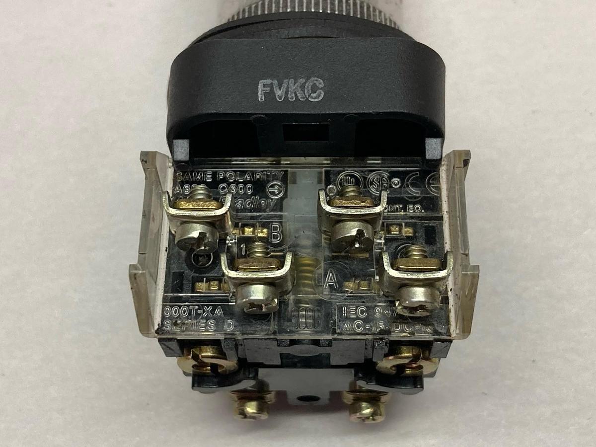 Used Allen-Bradley,800T-PAH16G,Push Button Ser T 120-50/60 Hz