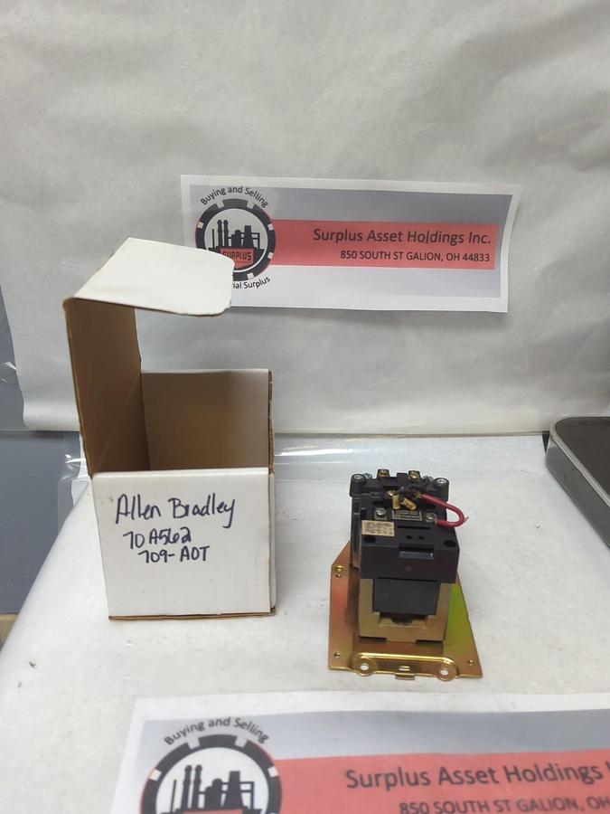 Used ALLEN-BRADLEY,70A562-709A0T,DUAL VOLTAGE COIL CONTACTOR ASSEMBLY SER K PRE-OWNED
