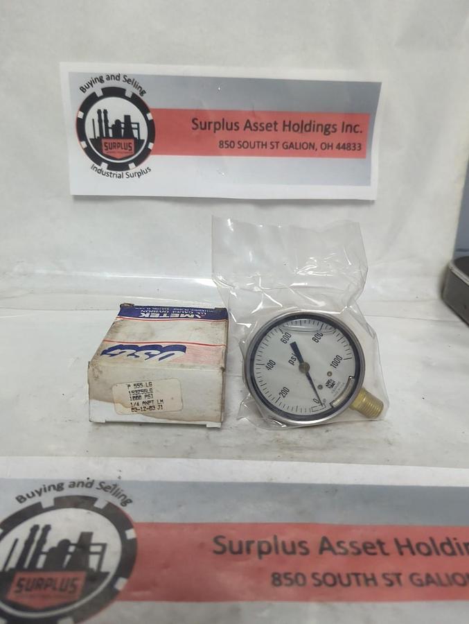 USG/AMTEK,P 555 LG,PRESSURE GAUGE 1/4 INCH BOTTOM CONNECTION 1000PSI NOS