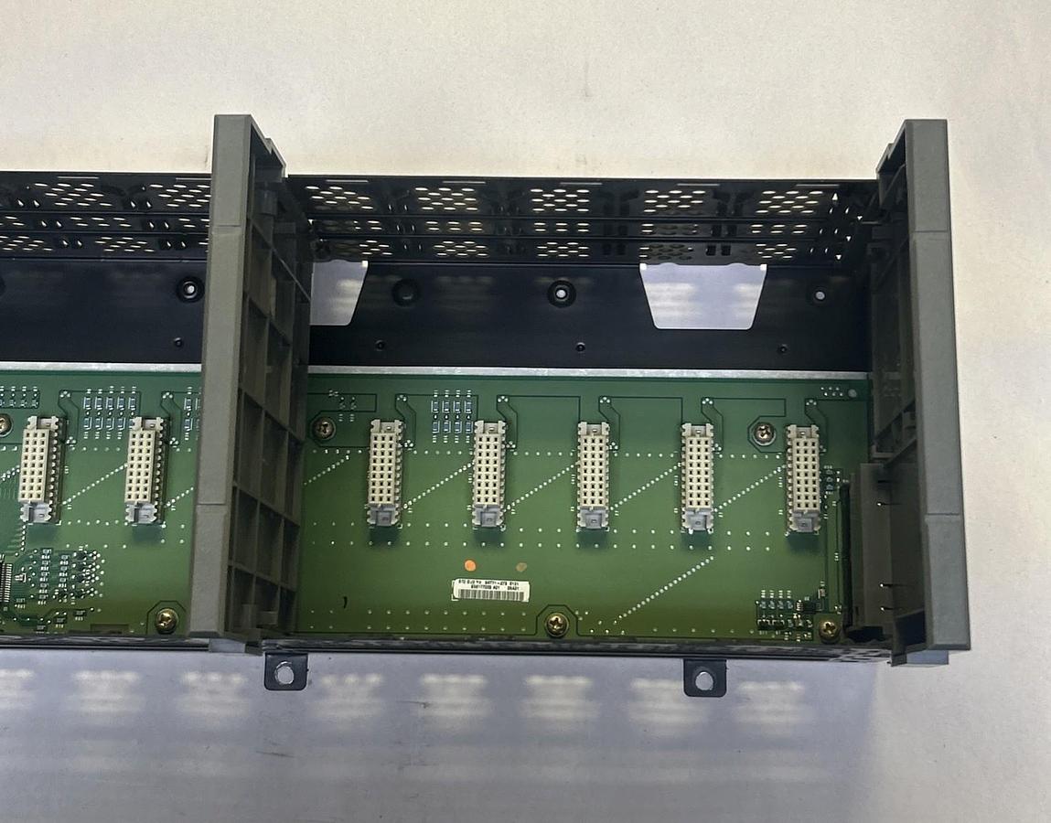 Used ALLEN BRADLEY,1746-A10,10 SLOT RACK CHASSIS W/ 1746-P2 POWER SUPPLY