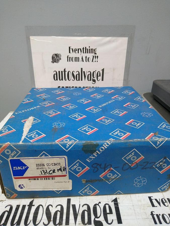 Used SKF,23226 CC/CW33,Spherical Roller Bearing NOS
