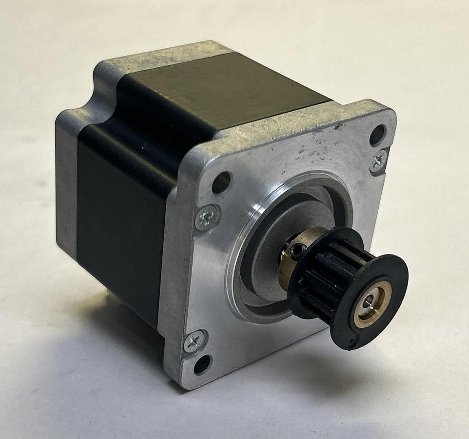 Used ORIENTAL MOTOR,C8635-9212H,STEPPING MOTOR 2.63A 3VDC