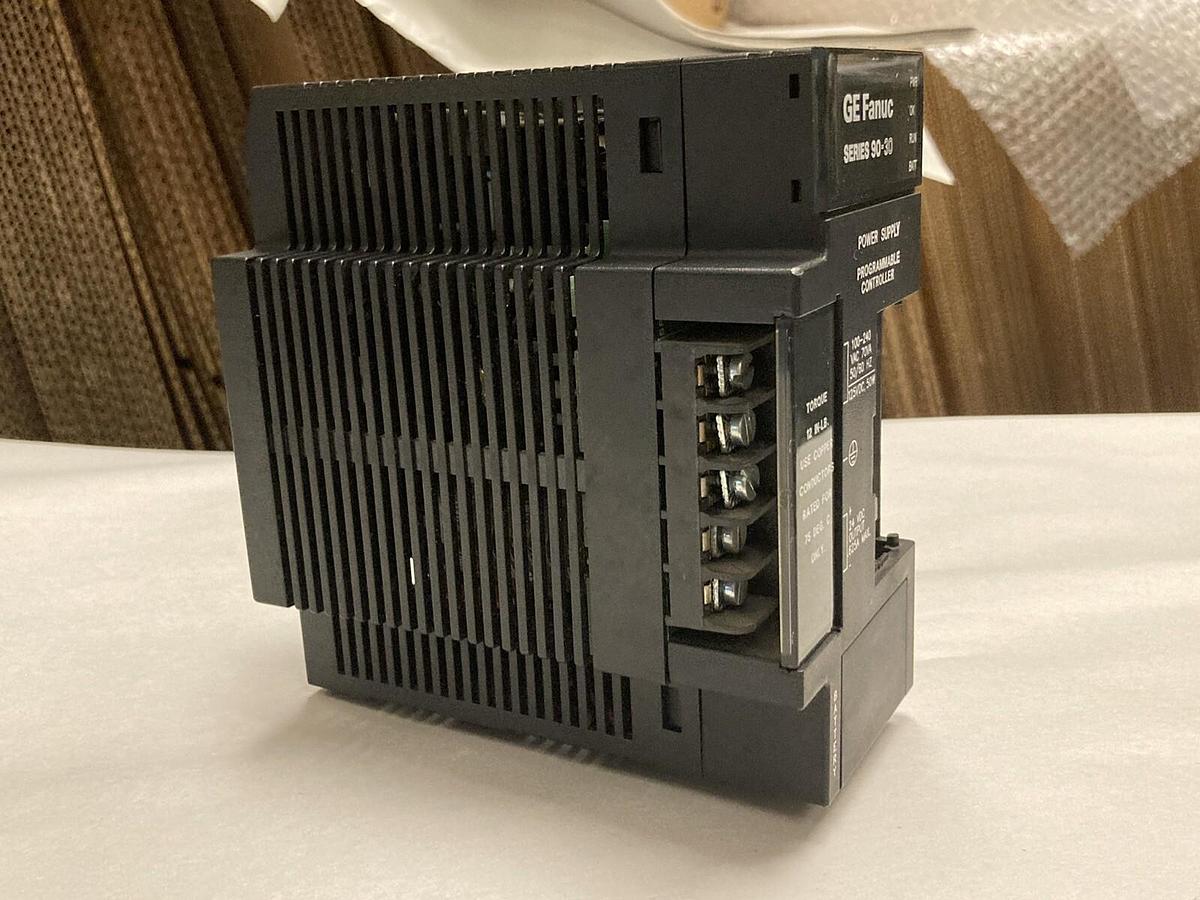 Used GE Fanuc,IC693PWR321M,PLC Power Supply 24VDC Series 90-30