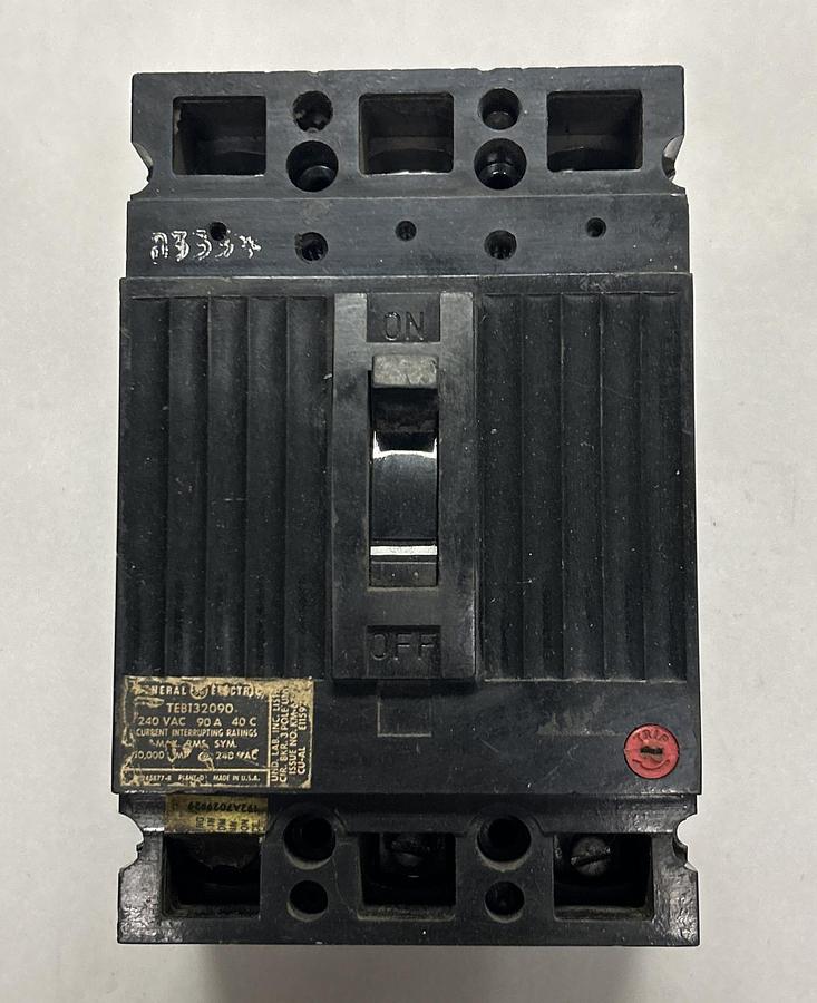 Used GENERAL ELECTRIC,TEB132090,CIRCUIT BREAKER 90A 240V 3P