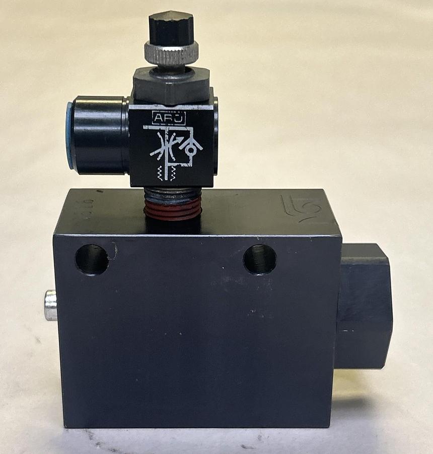 Used NGT,B4M0M,PNEUMATIC CHECK VALVE