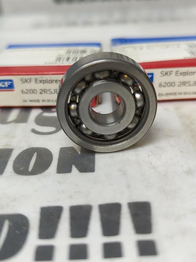 SKF,6200-2RSJEM,DEEP GROOVE BALL BEARING LOT OF 3  NOS