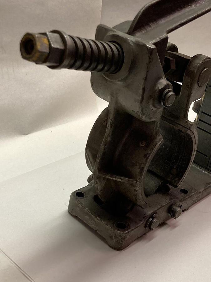 Used General Electric,CR9503206BAB246,3 Inch DC Crane Brake 220/440V 60Hz