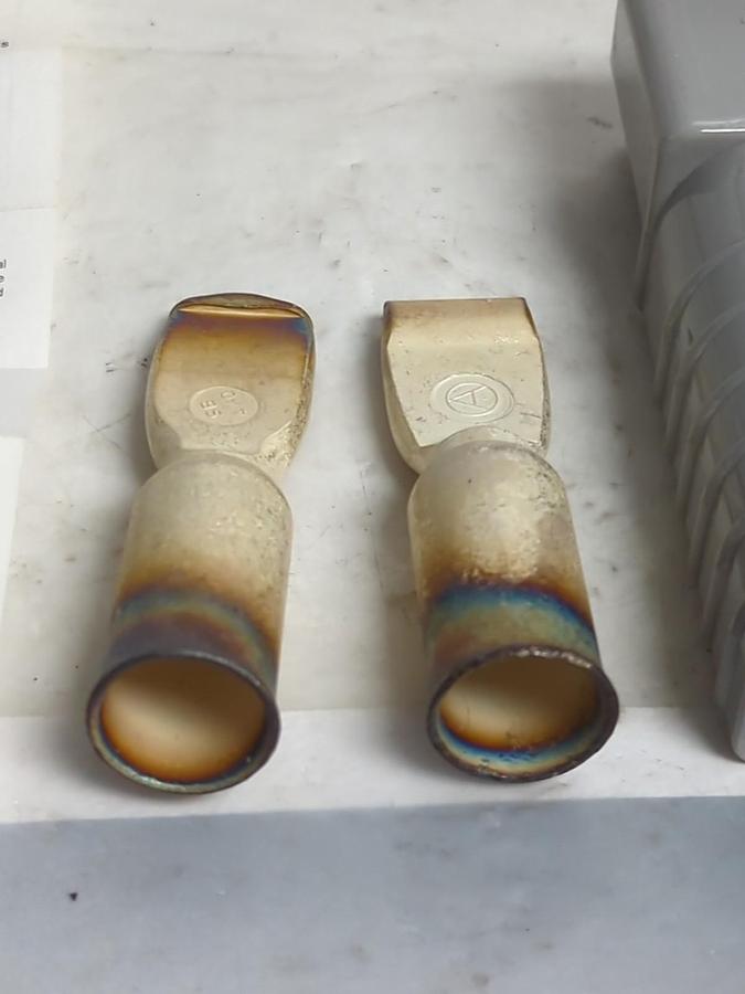 ANDERSON/PREMIER,SB 350A,350A-600V BATTERY CONNECTOR GRAY NOS