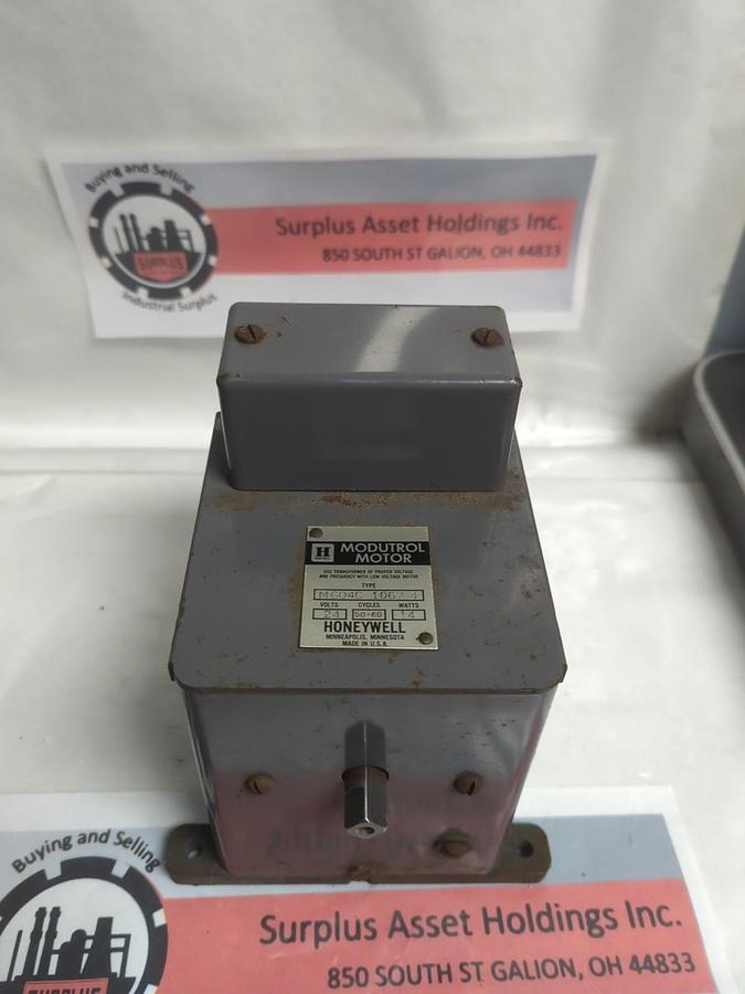 Used HONEYWELL,M604C,MODUTROL MOTOR 24V 50/60CY 4 WATTS PRE-OWNED