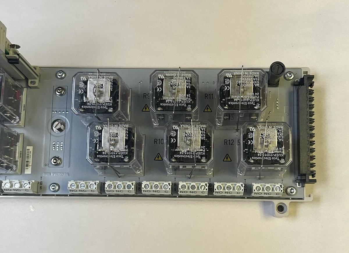 Used OVATION,5A26458G04,RELAY OUTPUT BASE W/ RELAYS