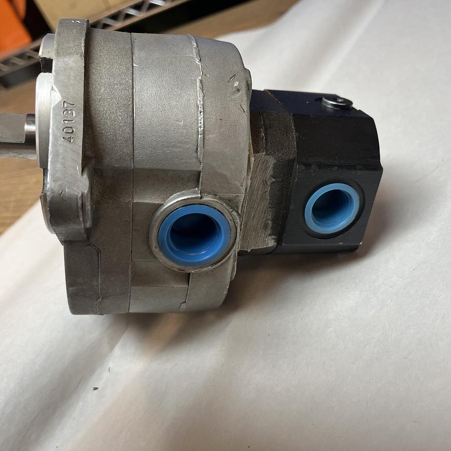 DANFOSS,40137-49664,HYDRAULIC GEAR PUMP