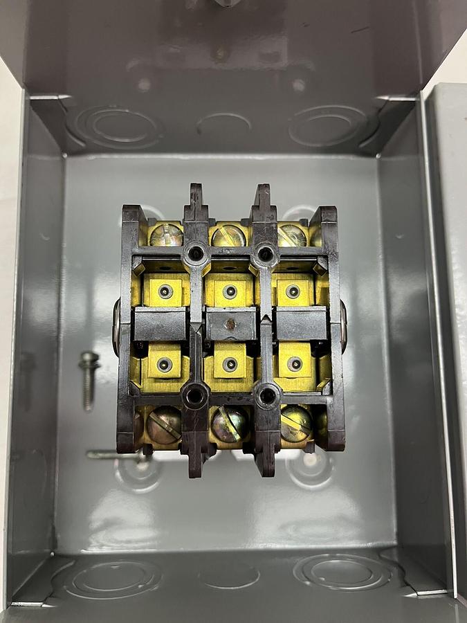 GOULDS,2200-EB230AA,CONTACTOR W/ TYPE 1 ENCLOSURE