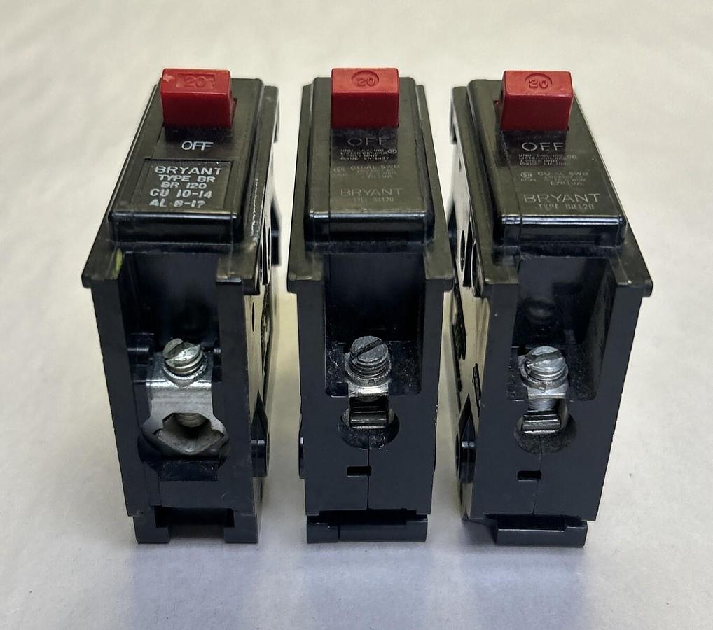 Used BRYANT,BR120,CIRCUIT BREAKER 20A 120/240V 1P LOT OF 3