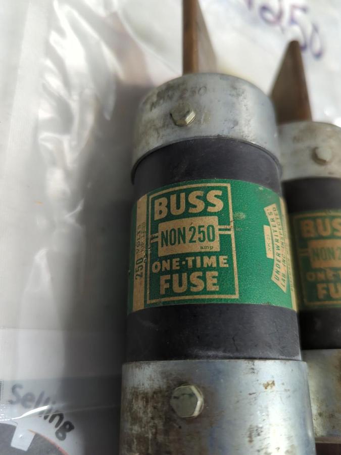 Used COOPER BUSSMANN,NON 250,ONE-TIME FUSE 250 AMP LOT OF 2 PRE-OWNED