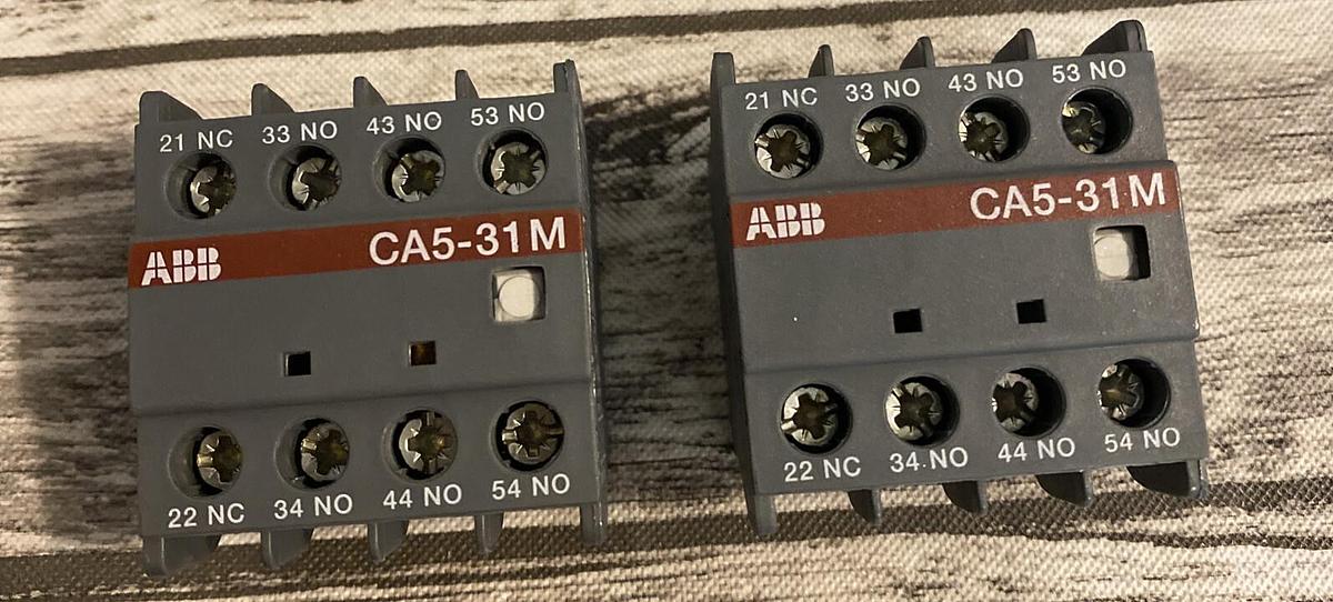 ABB,CA5-31M,Auxiliary Contact Blocks Lot Of 4 New
