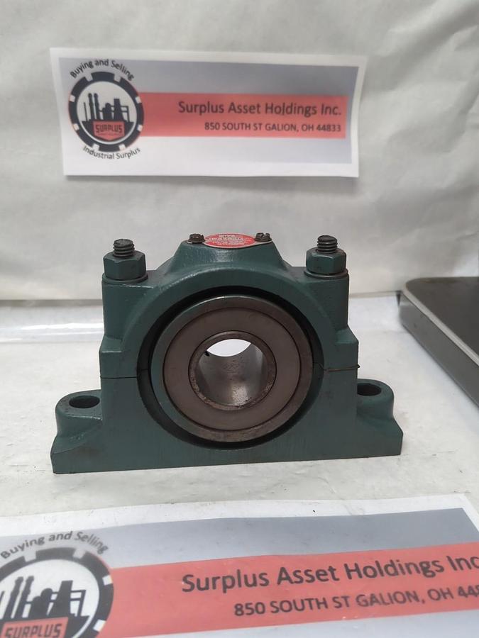 Used DODGE,023173,SPLIT PILLOW BLOCK 2-BOLT BASE 1-11/16 INCH BORE PRE-OWNED