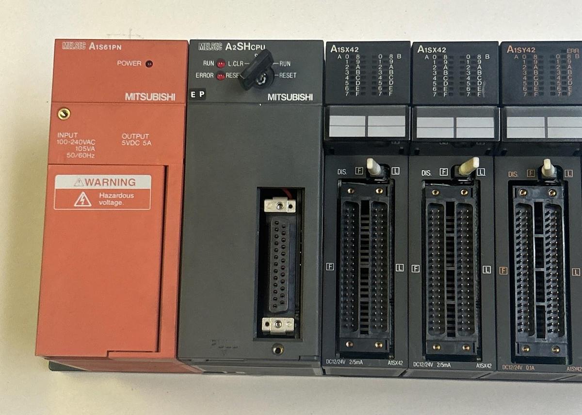 Used MITSUBISHI,A1S61PN,RACK ASSEMBLY W/ A2SHCPU A1SX42 A1SY42