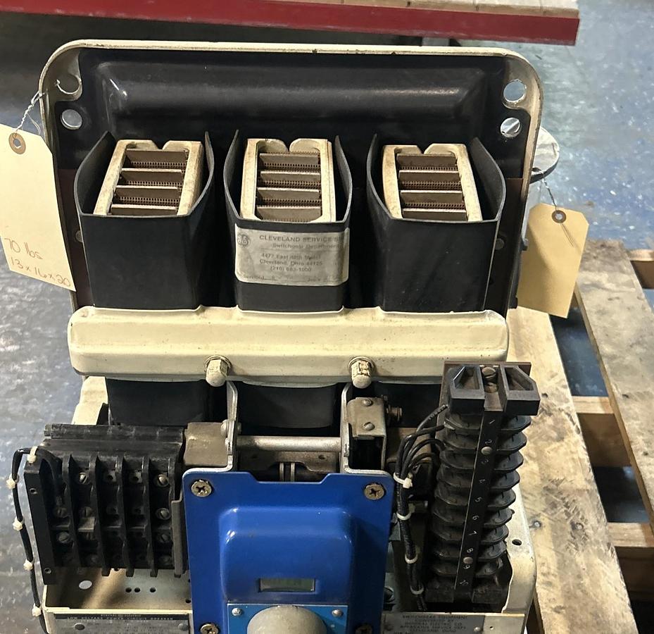 Used GENERAL ELECTRIC,AK2A-25-1,LOW VOLTAGE CIRCUIT BREAKER 600A 600V