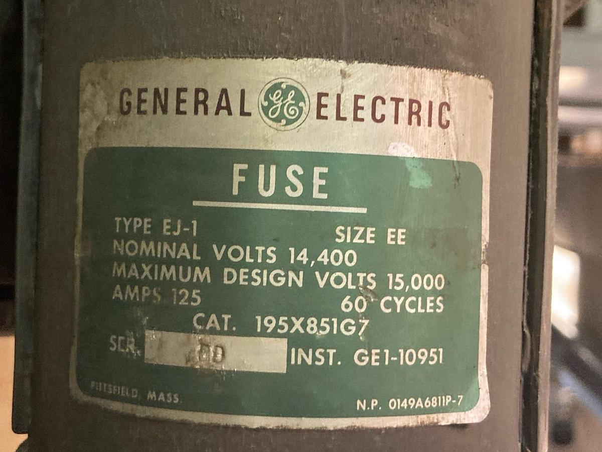 Used General Electric,Type EJ-1 195X851G7, Size EE Fuse 125A 14400V