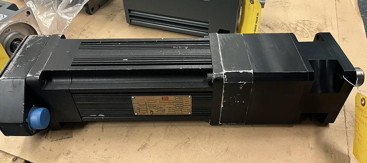 Used KOLLMORGEN,B-604-B-31,AC BRUSHLESS GOLDLINE SERVO MOTOR