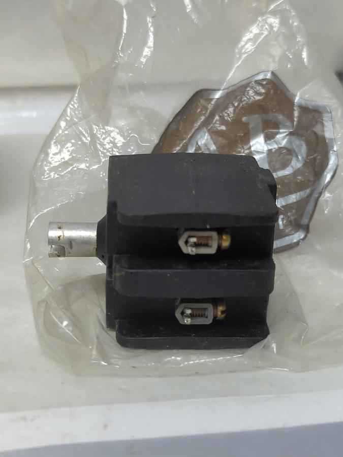 ALLEN-BRADLEY,X-210963,PILOT LIGHT 120V 50/60CY NOS