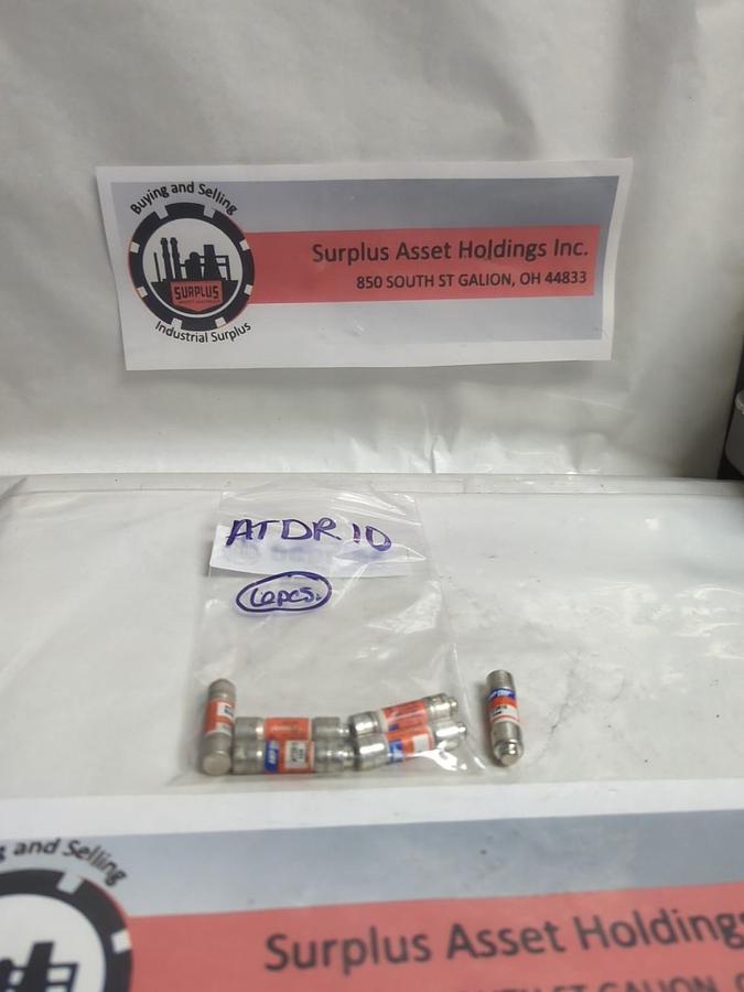 Used FERRAZ SHAWMUT,ATDR10,AMP-TRAP 10 AMP FUSE LOT OF 6 PRE-OWNED