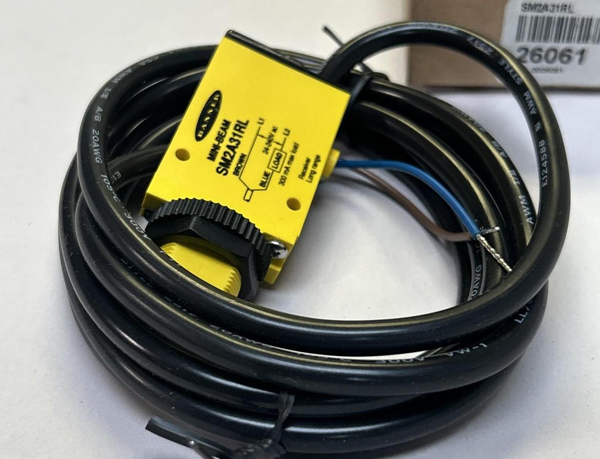 BANNER ENGINEERING,SM2A31RL,PHOTOELECTRIC SENSOR RECEIVER NEW