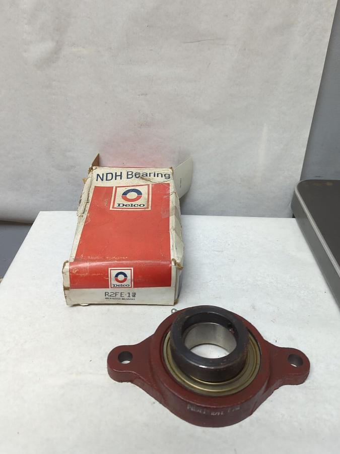 NDH DELCO,R2FE-1-15/16,2-BOLT FLANGE BEARING 1-11/16 INCH BORE NOS