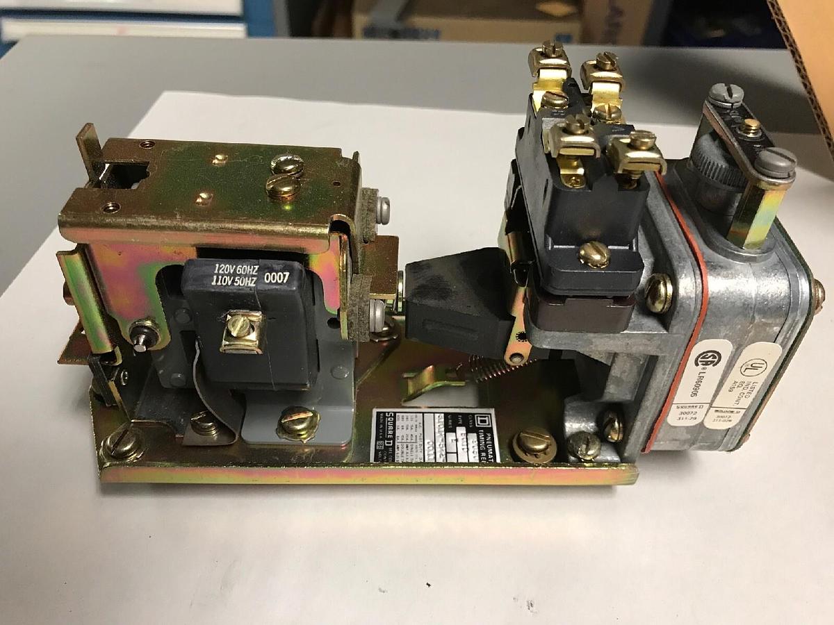 Square D,9050 B01DV02,Timing Relay