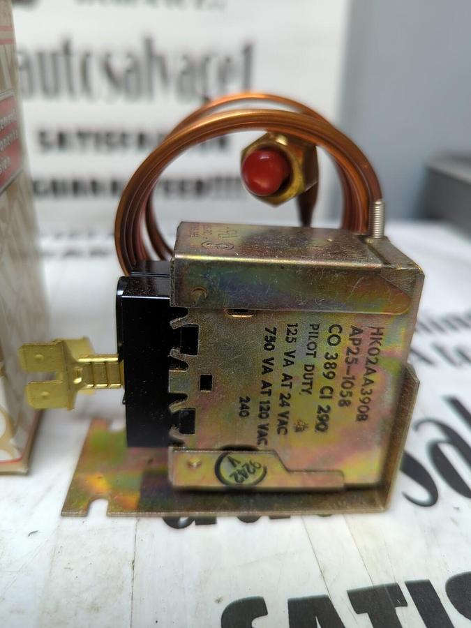 REPLACEMENT COMPONENTS DIVISION,HK 02AA 390,PRESSURE SWITCH NOS